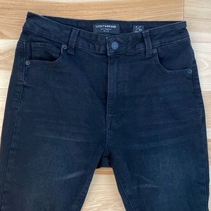 Lucky Brand black skinny jeans (Bella) in perfect condition Size 2/26 regular